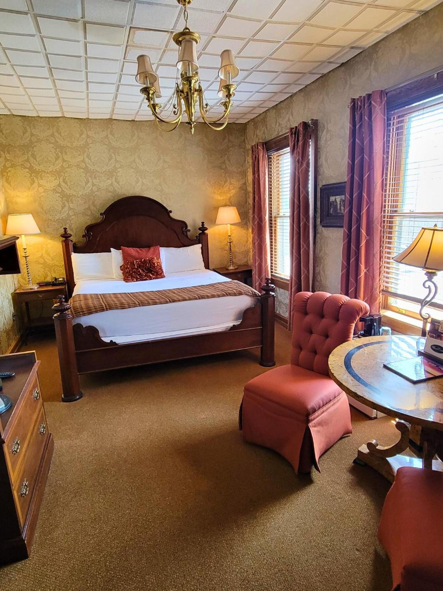 Altland House Inn & Suites Abbottstown Exteriér fotografie